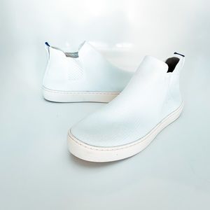 Rothy’s high top sneaker